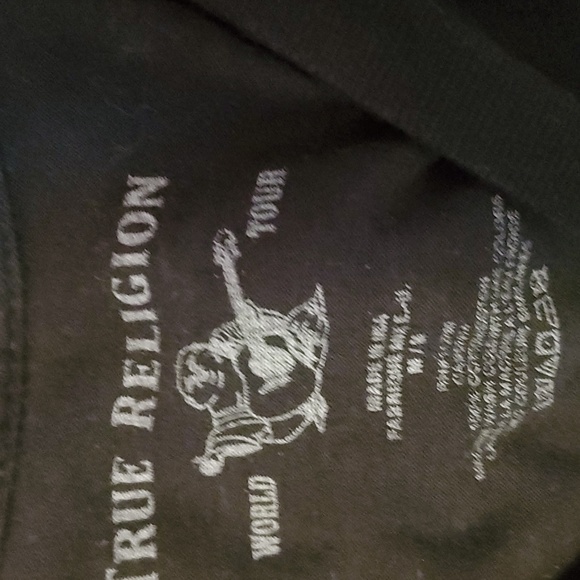 Black True Religion TShirt size medium - Picture 2 of 3